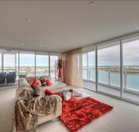 Bridgepoint 1105 - Darwin Holiday