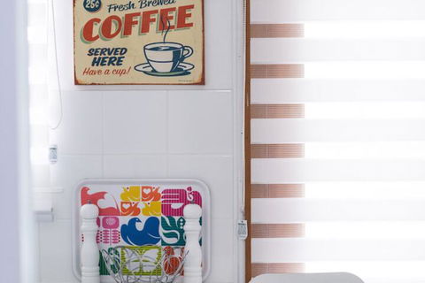 The Sampson - Orange - Darwin Holiday 6