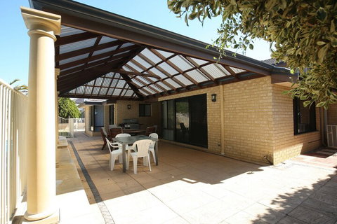 Sunsets At Seaquins - Darwin Holiday 2