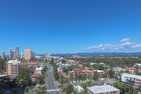 Surfers Beach Resort 2 - Darwin Holiday 3