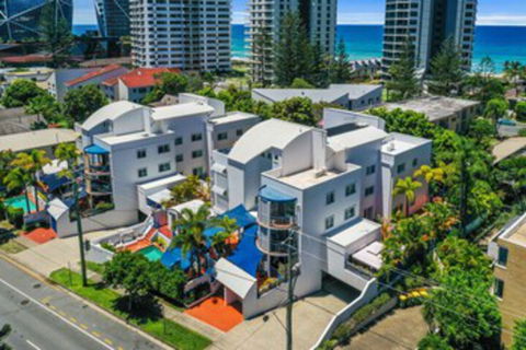 Surfers Beach Resort 2 - Darwin Holiday 0