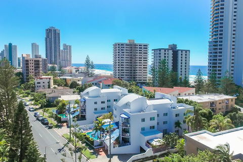 Surfers Beach Resort 2 - Darwin Holiday 7