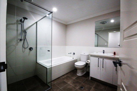 Harbour Views At Mindarie Marina - Darwin Holiday 1