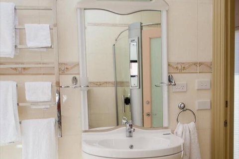 Hopkins Manor - Darwin Holiday 6