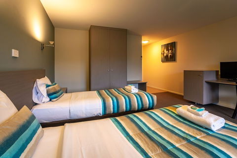 Kingston Hotel - Darwin Holiday 1