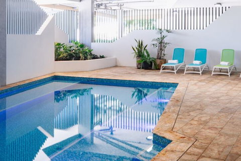 Eatons Hill Hotel - Darwin Holiday 1