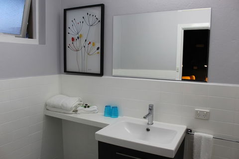 The Oriana, Orange - Darwin Holiday 5