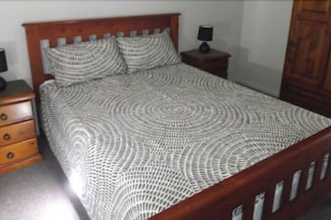 Robinsons Cabin - Darwin Holiday 3