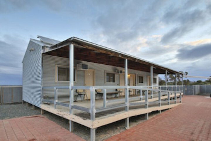 Mungo NSW Darwin Holiday