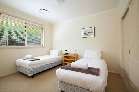 Refresham - Darwin Holiday 4