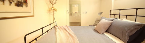 Irongate Studio - Darwin Holiday 3