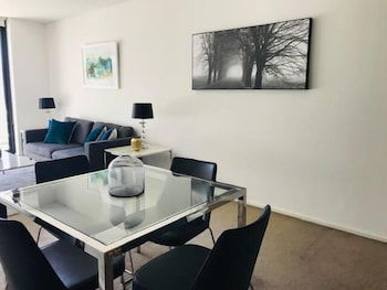 Wyndel Help Street - Darwin Holiday 6