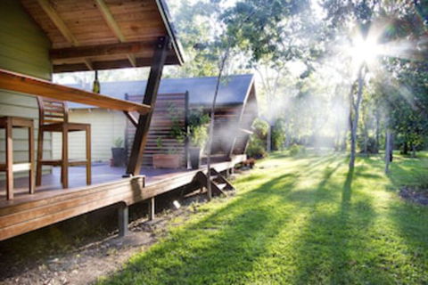 Airlie Beach Eco Cabins - Darwin Holiday 0