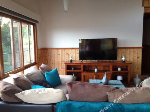 Peace & Tranquility With An Ocean View - Darwin Holiday 4