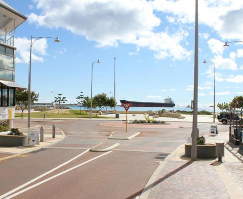 Geraldton Luxury Vacation Home With Free Netflix - Darwin Holiday 4