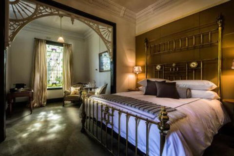 Holyrood House - Darwin Holiday 6