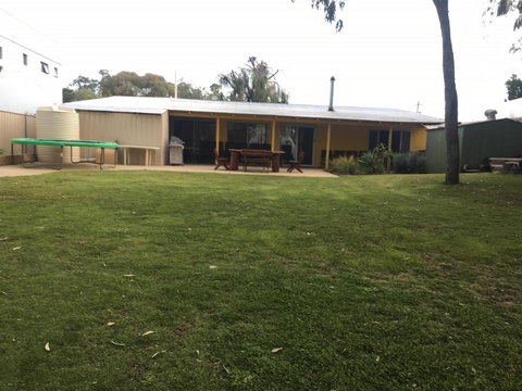 Amazing River House - Darwin Holiday 1