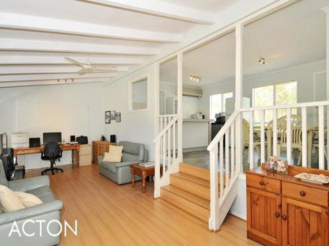 Amazing River House - Darwin Holiday 4