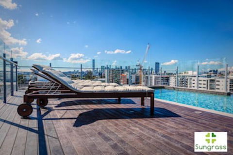 SOKO Waterfront - Darwin Holiday 0