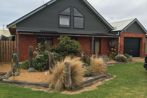 15 On Blair - Darwin Holiday 6