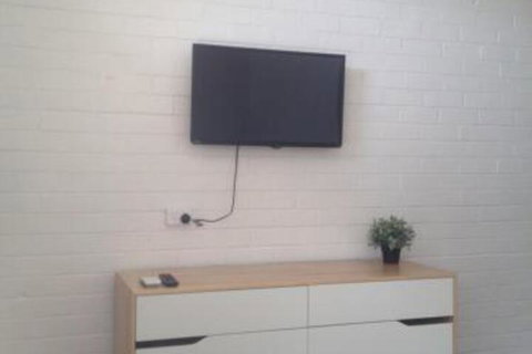 Tread Harcourt - Darwin Holiday 6