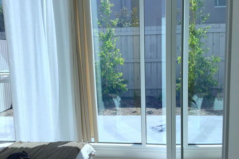 Brand New Stunning Home With Garden - Darwin Holiday 1