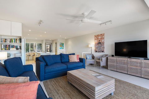 Comfortable & Stylish With Rooftop Spa - Darwin Holiday 5