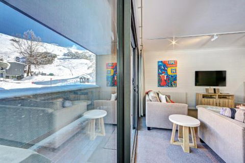 Snow Ski Apartments 36 - Darwin Holiday 3