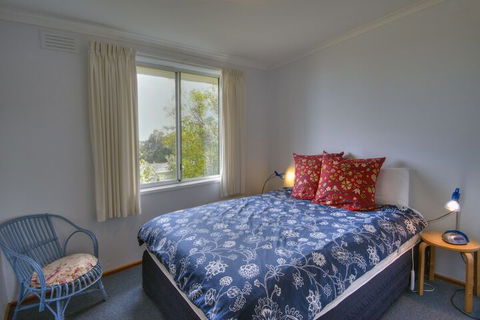 Ar Lan Y Mor - Darwin Holiday 6