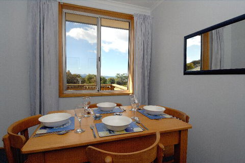 Ar Lan Y Mor - Darwin Holiday 7