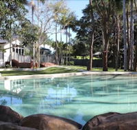 Away on Belongil Fields - Darwin Holiday