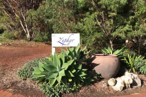 Zephyr Studio - Darwin Holiday 5