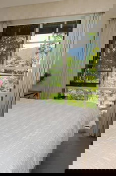 Hollyhock B&B - Darwin Holiday 3