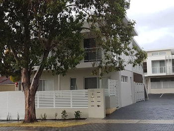 Luxuary Apartment Near Airport - Darwin Holiday 6