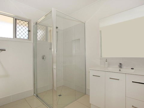 Oloway 40 2 BDRM Pet Friendly Budget Home - Darwin Holiday 2