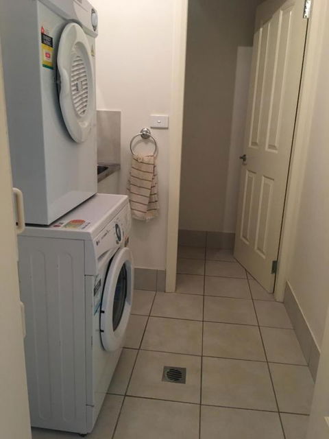 Travers Street Apartment - Darwin Holiday 1