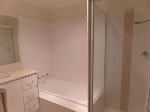 Travers Street Apartment - Darwin Holiday 5