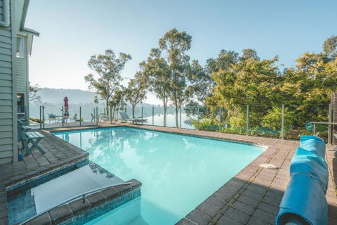 The Anchorage Waterfront Apartment - Darwin Holiday 3