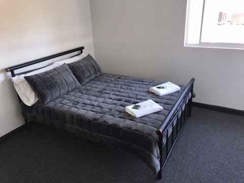 Panania Hotel - Darwin Holiday 2