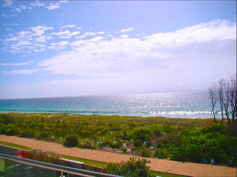 Waterfront Dream Vincentia - Darwin Holiday 4