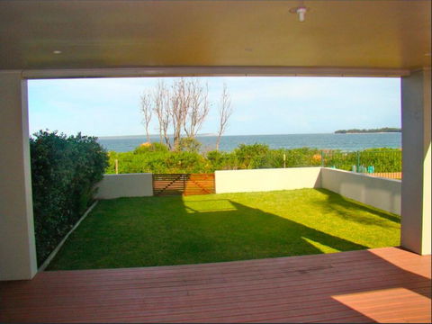 Waterfront Dream Vincentia - Darwin Holiday 6