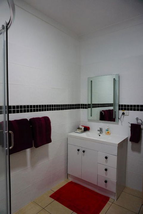 Muswellbrook Northside B & B - Darwin Holiday 7