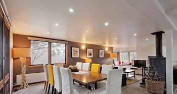 Aosta - Darwin Holiday 1