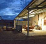 Dug Out B  B Apartments - Darwin Holiday