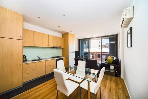 York Apartments - Darwin Holiday 6