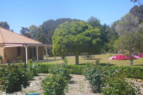 Fairways Bed & Breakfast At Jerilderie - Darwin Holiday 3