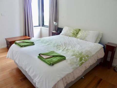 Omaroo House Panoramic Water Views - Darwin Holiday 4