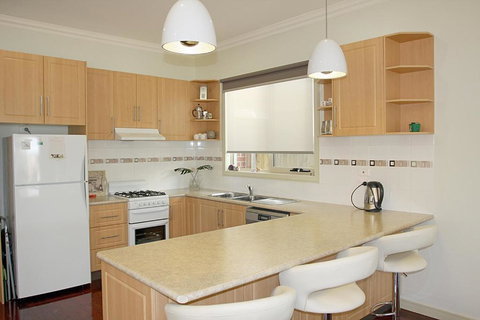 Into Freedom - Darwin Holiday 5