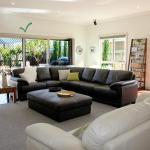 Into Freedom - Darwin Holiday 0