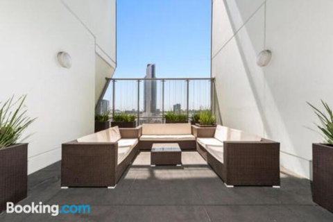 Habitat Complex - Darwin Holiday 3